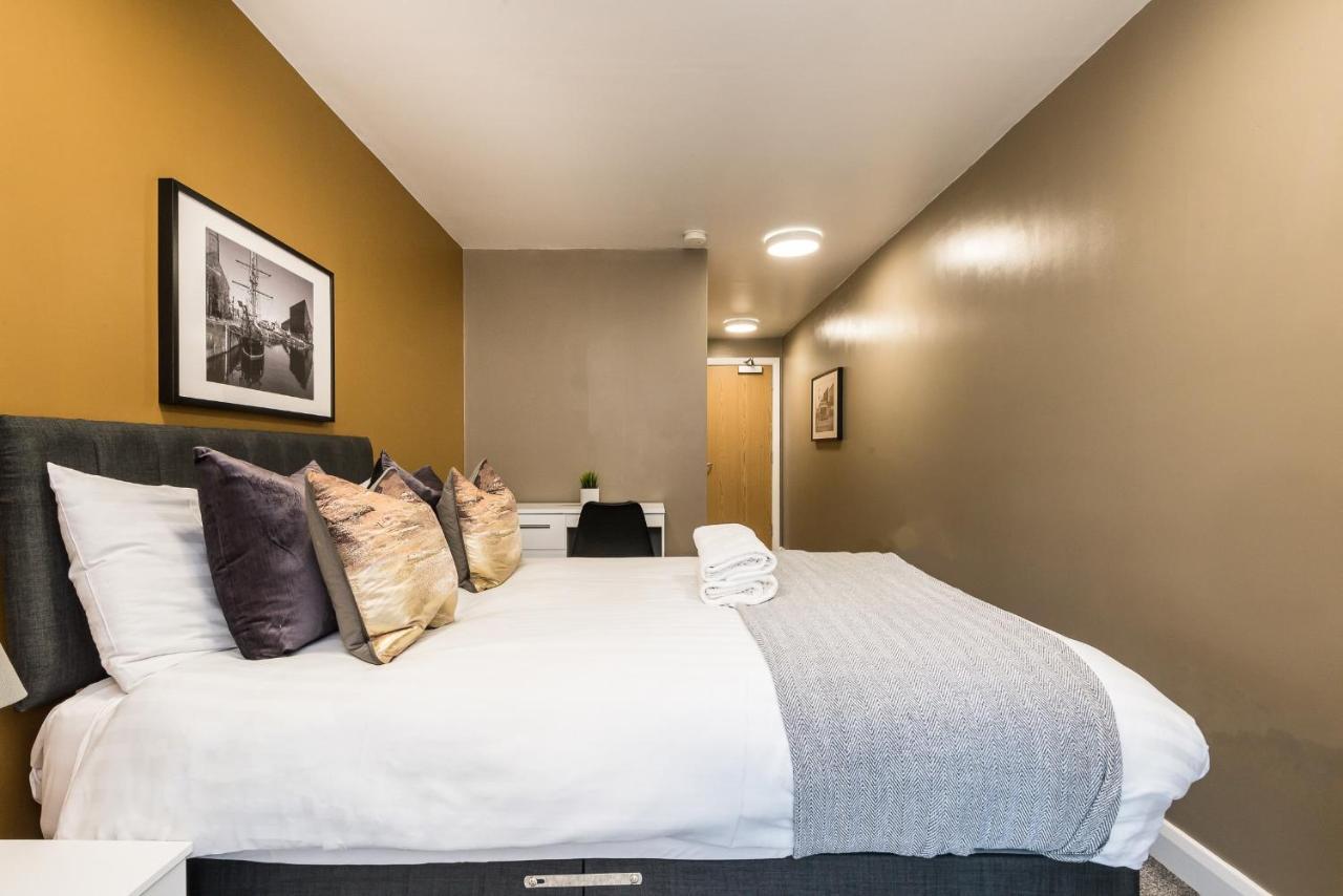 Host Apartments - Spacious 3 Bed Apartment With 3 Ensuites Ливерпуль Экстерьер фото