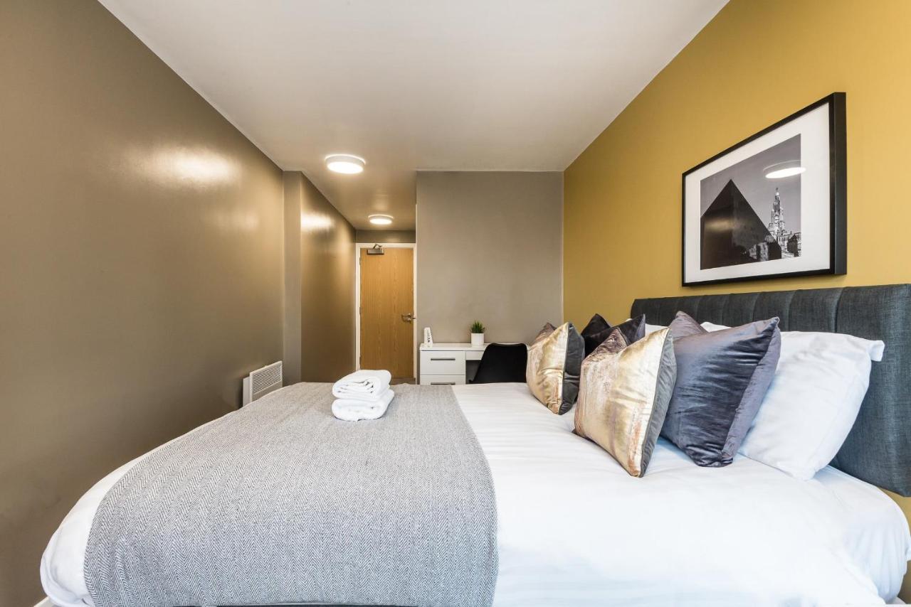 Host Apartments - Spacious 3 Bed Apartment With 3 Ensuites Ливерпуль Экстерьер фото