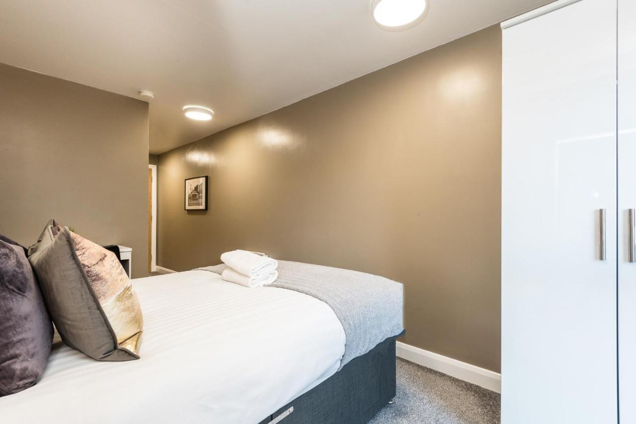 Host Apartments - Spacious 3 Bed Apartment With 3 Ensuites Ливерпуль Экстерьер фото